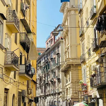 Bb Suonno - A 2 Passi Dalla Storia *