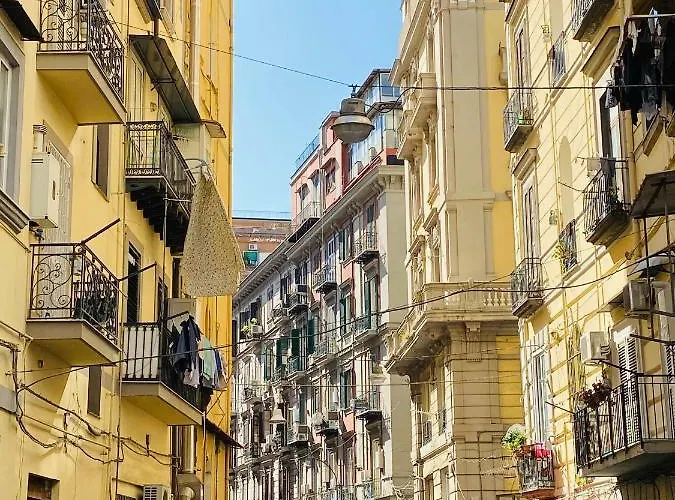 Bb Suonno - A 2 Passi Dalla Storia *